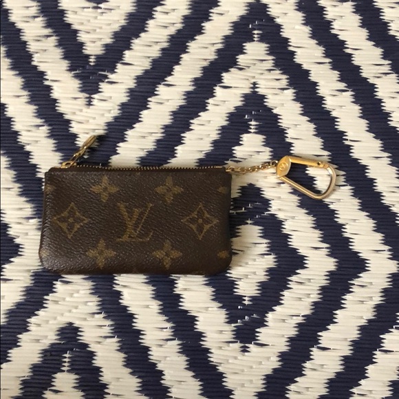 Louis Vuitton Accessories - Louis Vuitton monogram cles